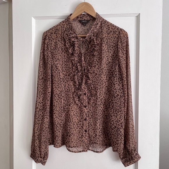 JESSICA Sheer Leopard long sleeve ruffle front, animal print button down Large - Picture 3 of 9